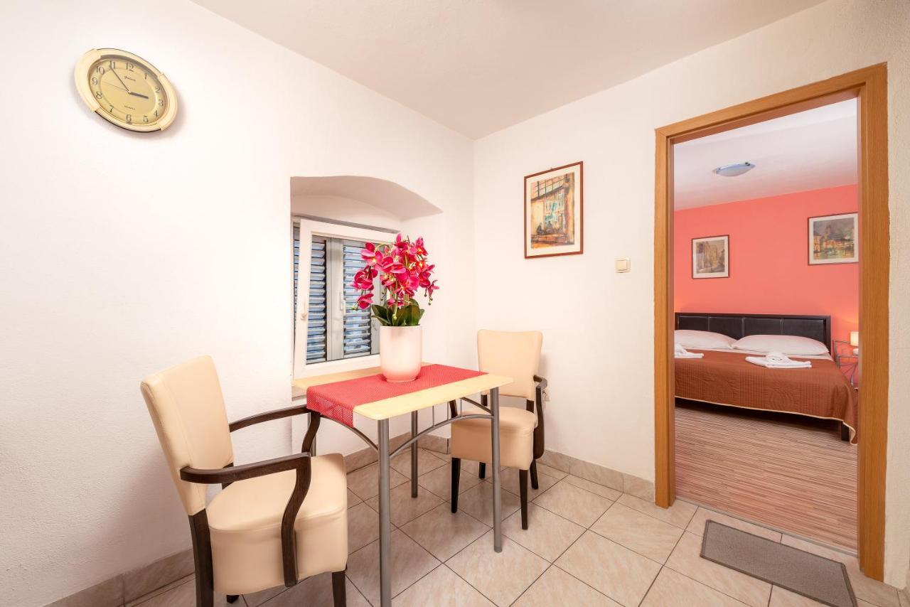 Damira Rooms Split Exterior foto